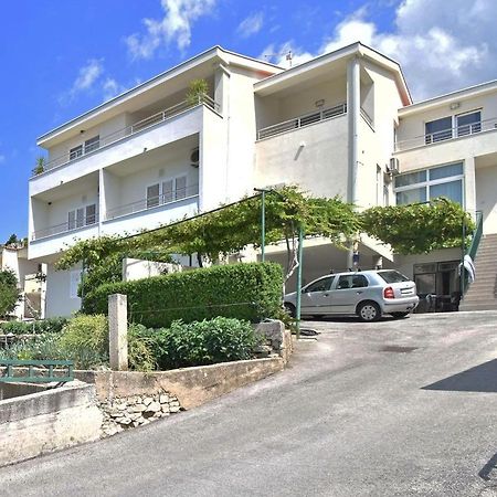 Apartment Lijana Sea View Тучепи Экстерьер фото